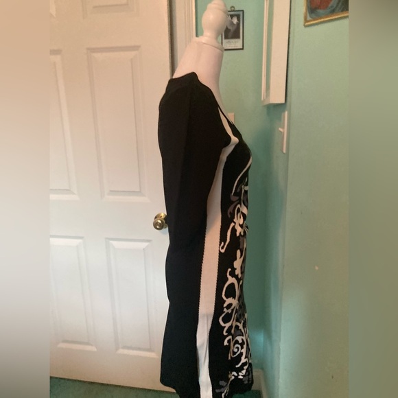 Unique pattern sweater dress - Picture 4 of 7